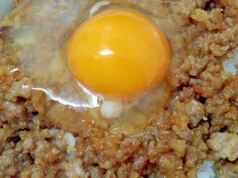 朝ごはんレシピ☆鶏そぼろたっぷり☆たまごかけご飯